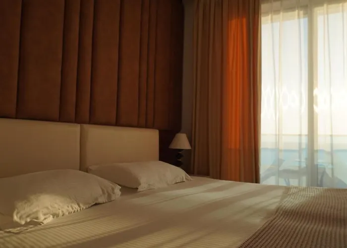 Miami Ii Hotell 4*