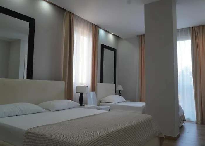 Miami Ii Hotell Golem (Tirana)